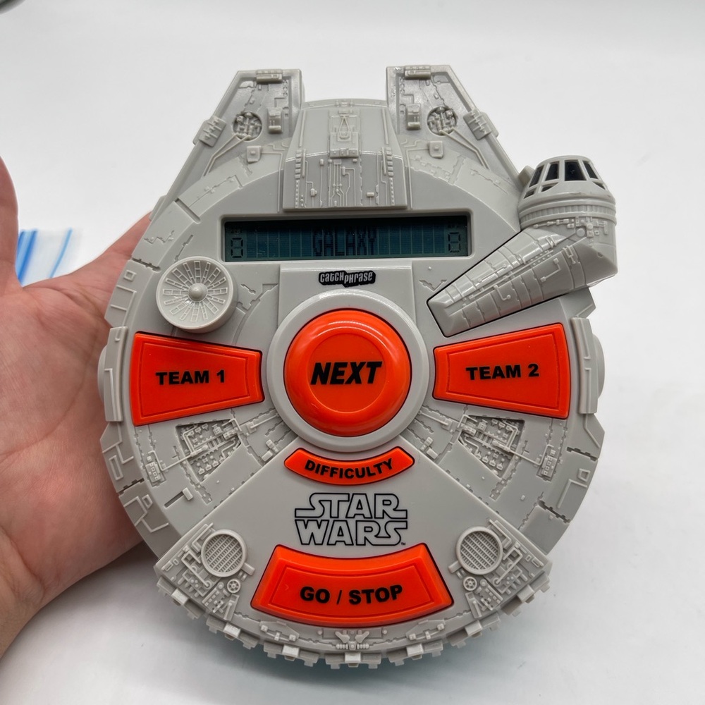 Hasbro Star Wars Millennium Falcon Catch Phrase Electronic Handheld Game Works